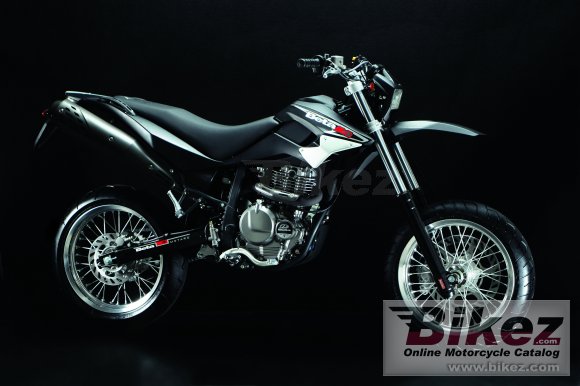 2006 Beta M4 4T Supermotard photo